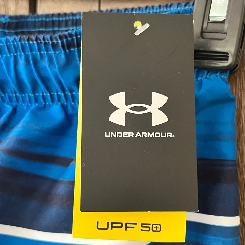Under Armour Serenity View Board Swim Shorts Midnight Navy Size YLG NWT